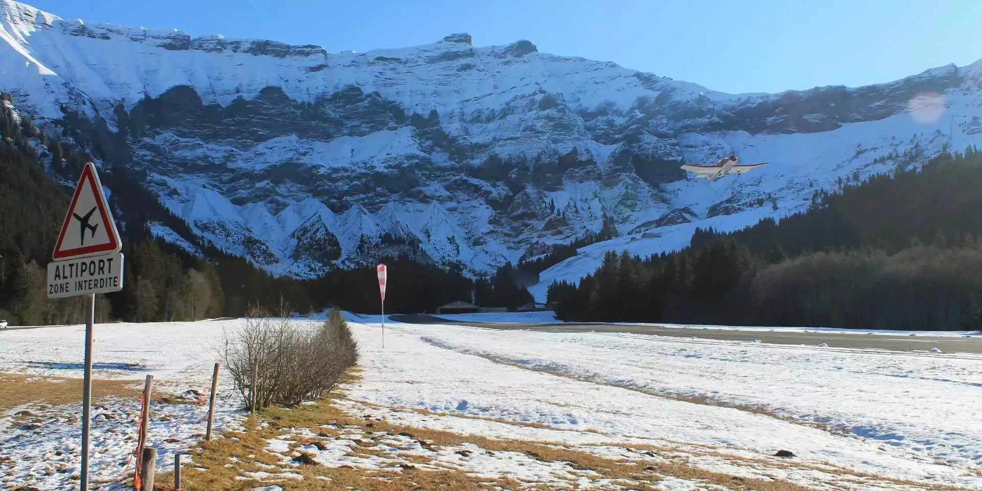 About Megève Altiport