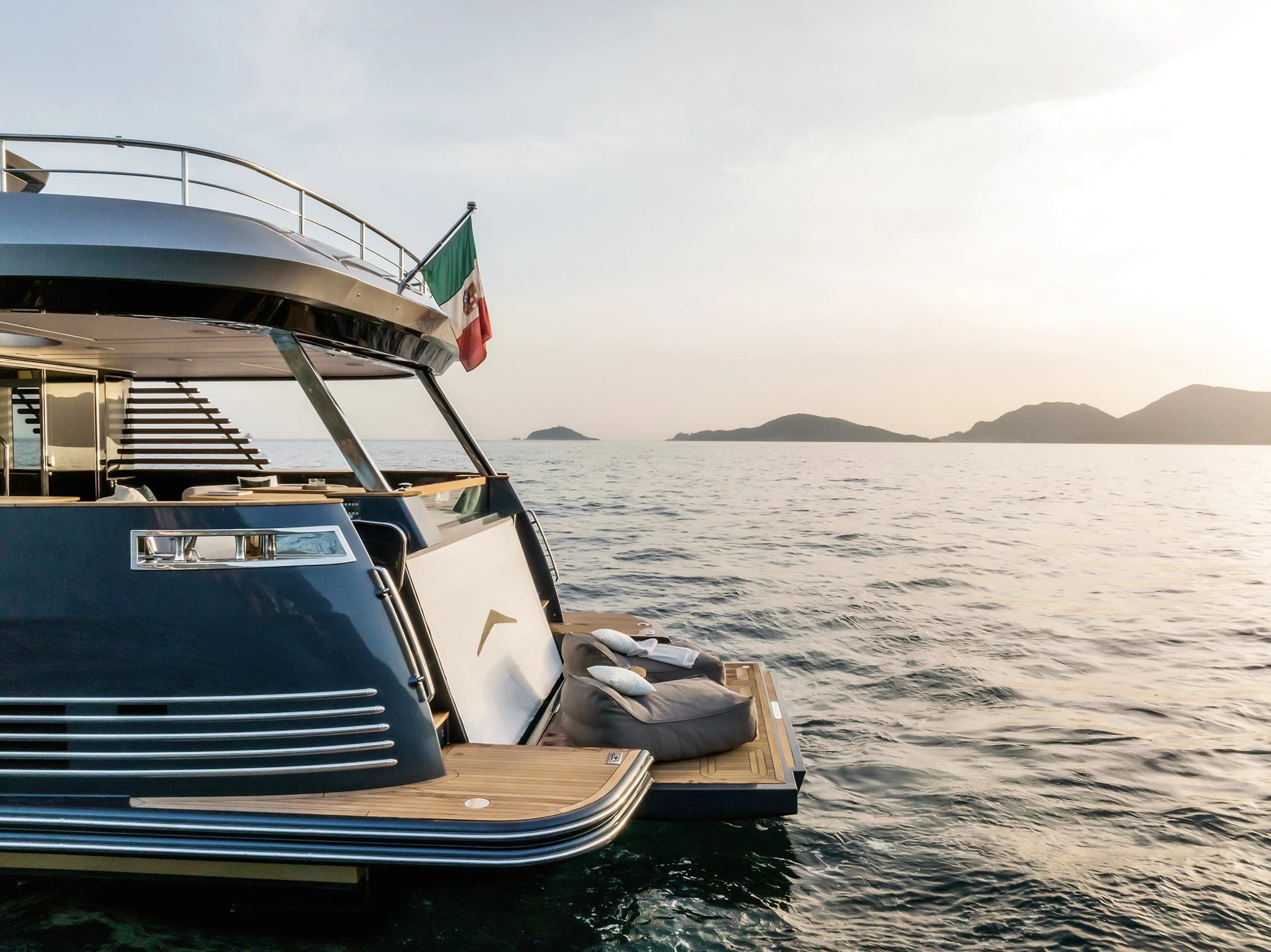 Azimut Magellano