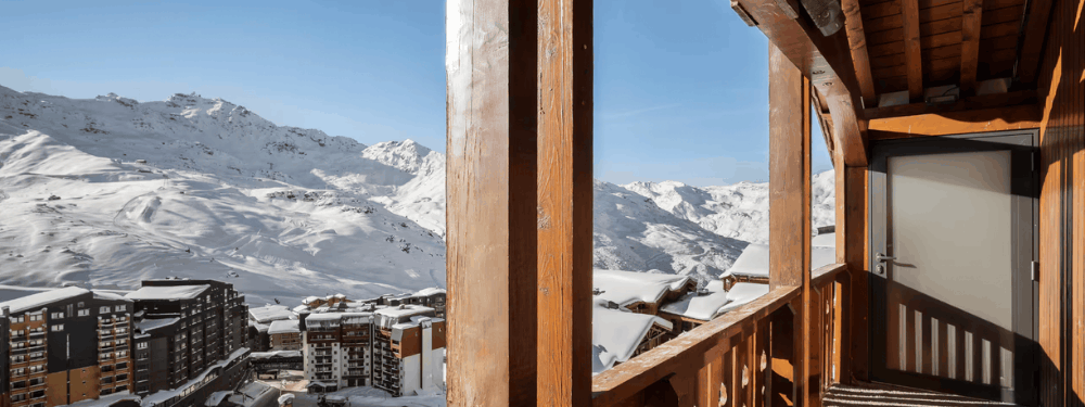Panoramic Mountain Views