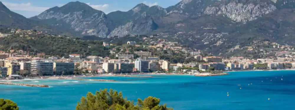 Why Choose Our Luxury Chauffeur Service in Roquebrune-Cap-Martin?