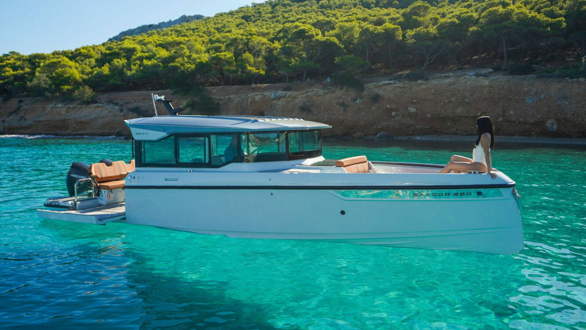 Saxdor 320 I Saint-Tropez Boat Rental - Gatsby & Sons